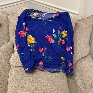Old navy shirt
